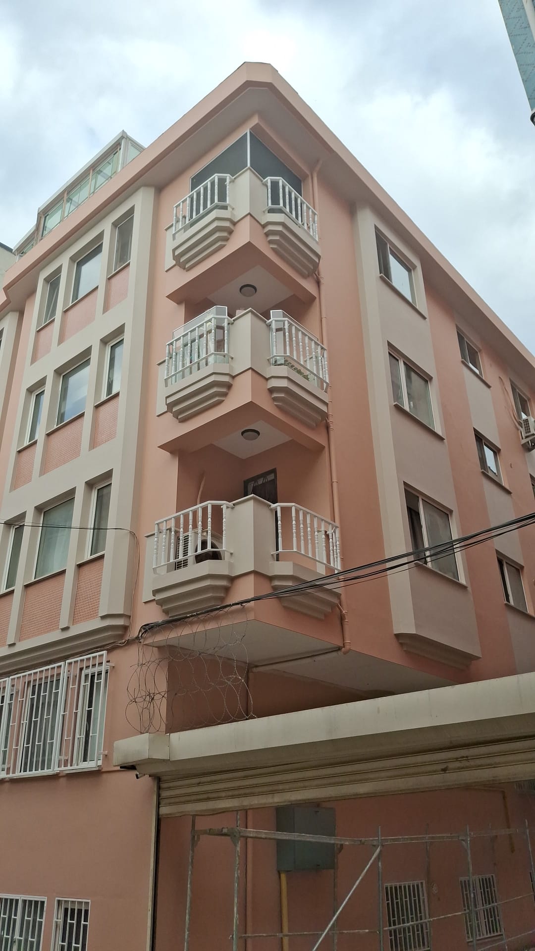 ESEN APT. BEŞİKTAŞ